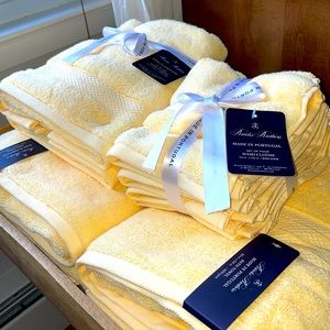 🎉HP🎉~BROOKS BROTHERS Beautiful Quality Rich Yellow Bath 🛀🏻 Towel Set NWT!